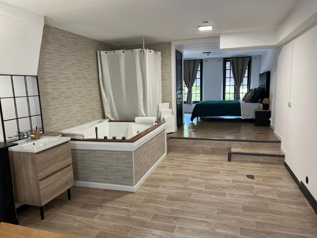ホテル Magnifique Loft 35M2 Jacuzzi Rvb Night 1 アミアン エクステリア 写真