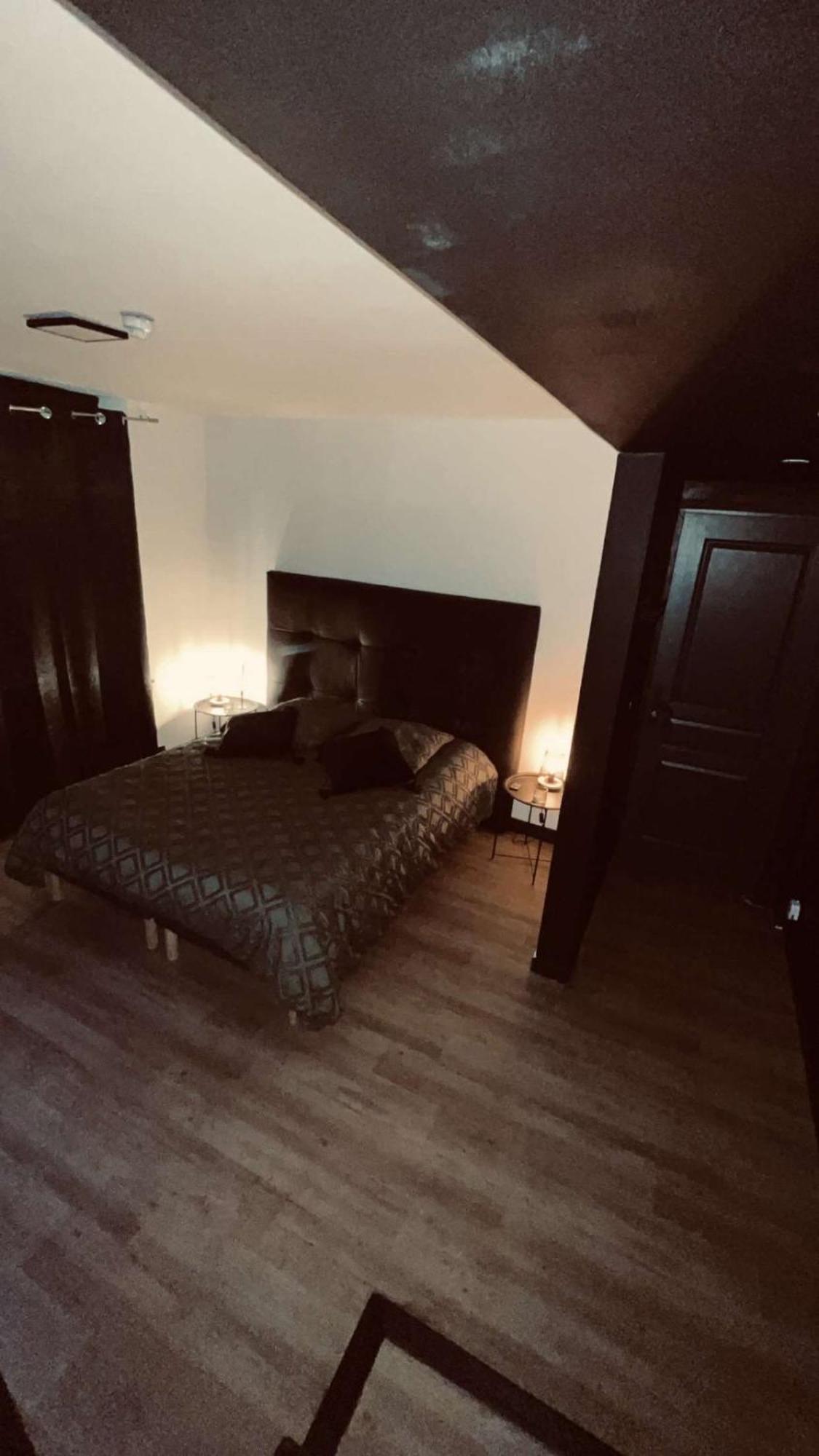 ホテル Magnifique Loft 35M2 Jacuzzi Rvb Night 1 アミアン エクステリア 写真